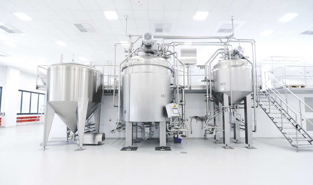 Prozessanlage der Rühr- und Homogenisiertechnik mit Homogenisiermischer